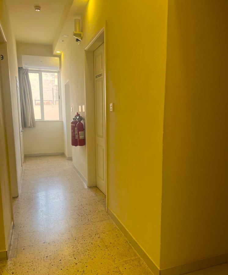 Smart Hostel Биркиркара Екстериор снимка
