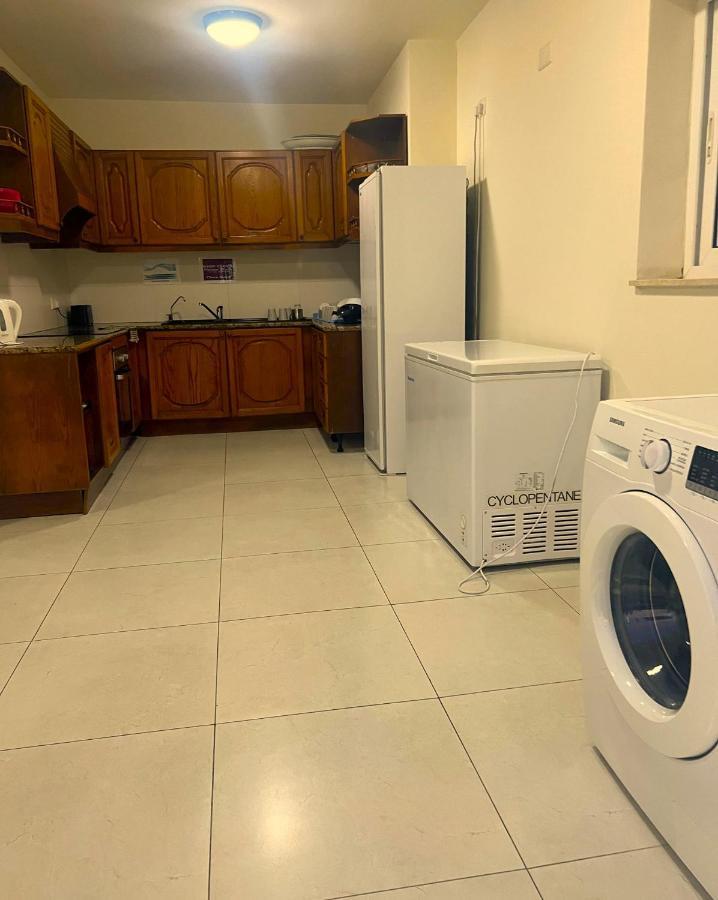 Smart Hostel Биркиркара Екстериор снимка